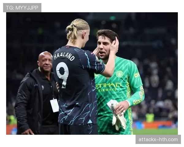 曼城双冠王争冠形势生变，近期表现波动对赛季走势形成制约