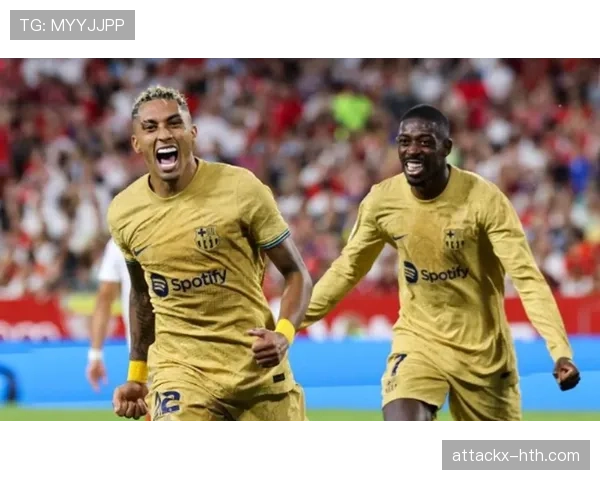 拉菲尼亚 vs 马赫雷斯:技术流边锋的突破效率与传射贡献对比 拉菲尼亚 vs 马赫雷斯:技术流边锋的突破效率与传射贡献对比